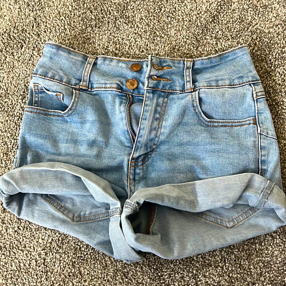 FOREVER 21 JEAN SHORTS